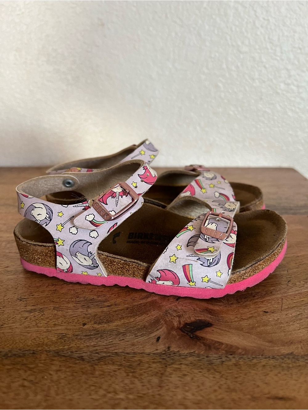 Birkenstock Colorado Kids
Birko-Flor Unicorn Rose Sandals Size 28 Child 10